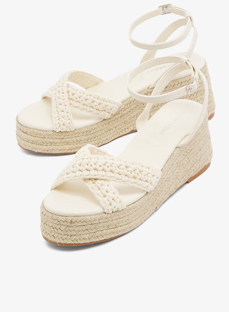 جلاموروس صنادل بكعب منصة واسعة باللون البيج - Image 4